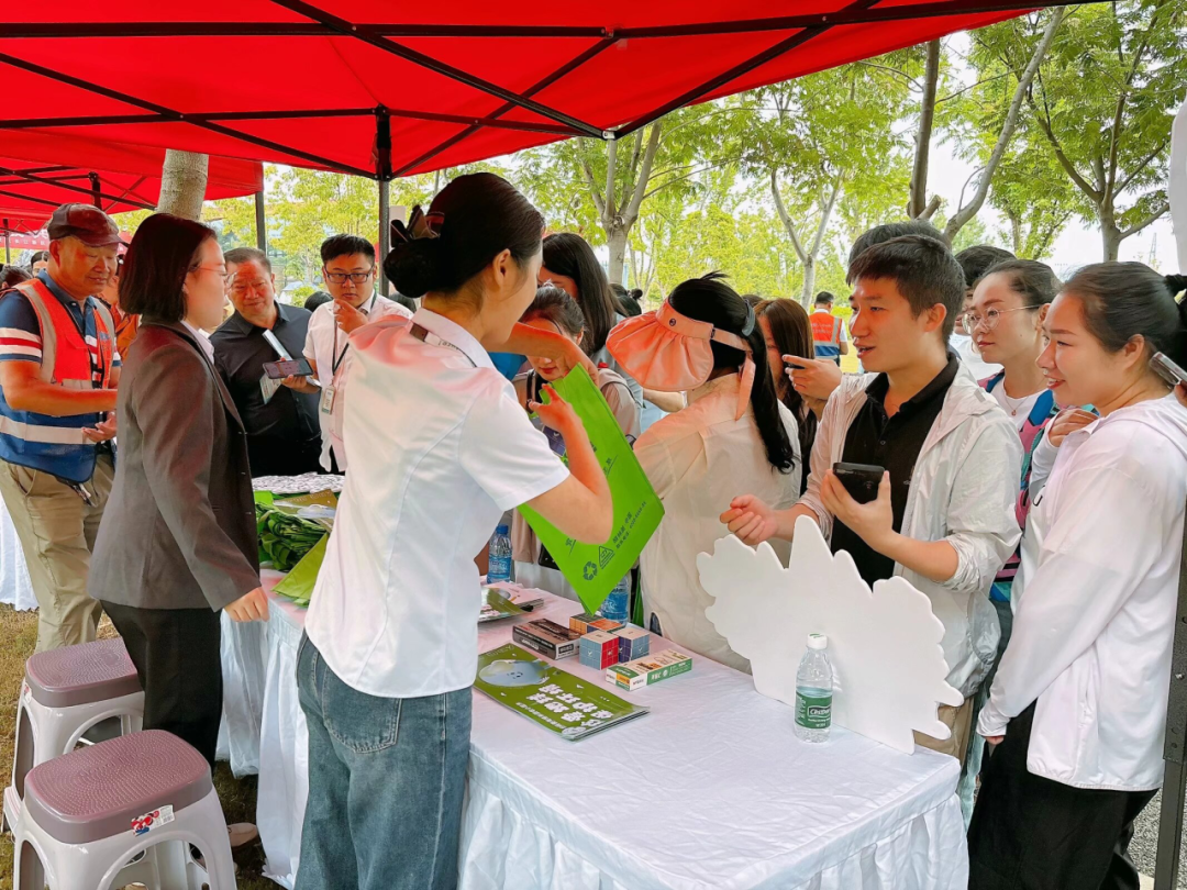 kaiyun开云·官方网站美丽武汉 理润江城丨全市生态环境系统深入开展基层理论宣讲⑩长江新区举行六五环境日主题宣讲活动(图3)